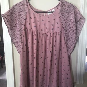 Gap Shirt Size Large